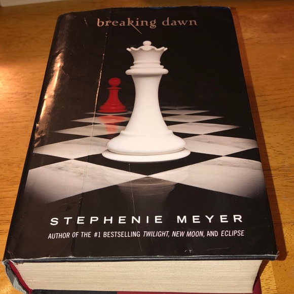 Accents Breaking Dawn Book Poshmark